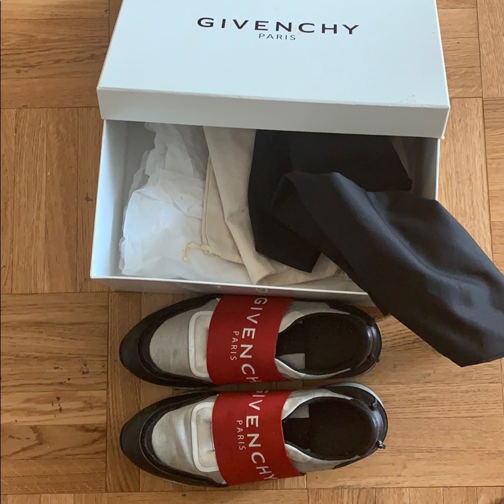 Givenchy sneakers used